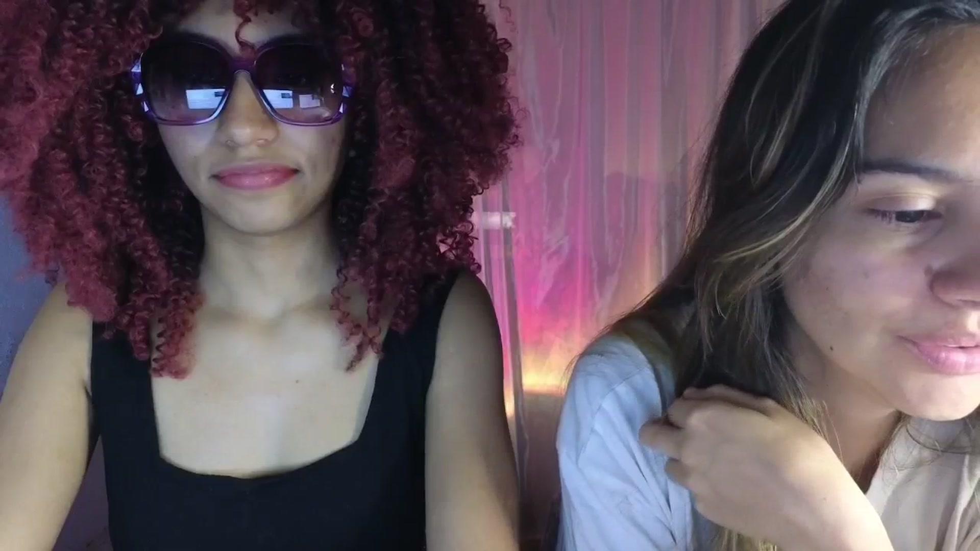 Gallery image thumbnail from Cofewithmilk's myfreecams stream on, 03/22/2025, 08:07 image 15 of 20