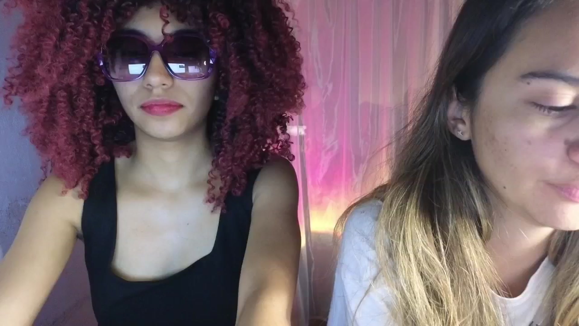 Gallery image thumbnail from Cofewithmilk's myfreecams stream on, 03/22/2025, 09:18 image 10 of 20