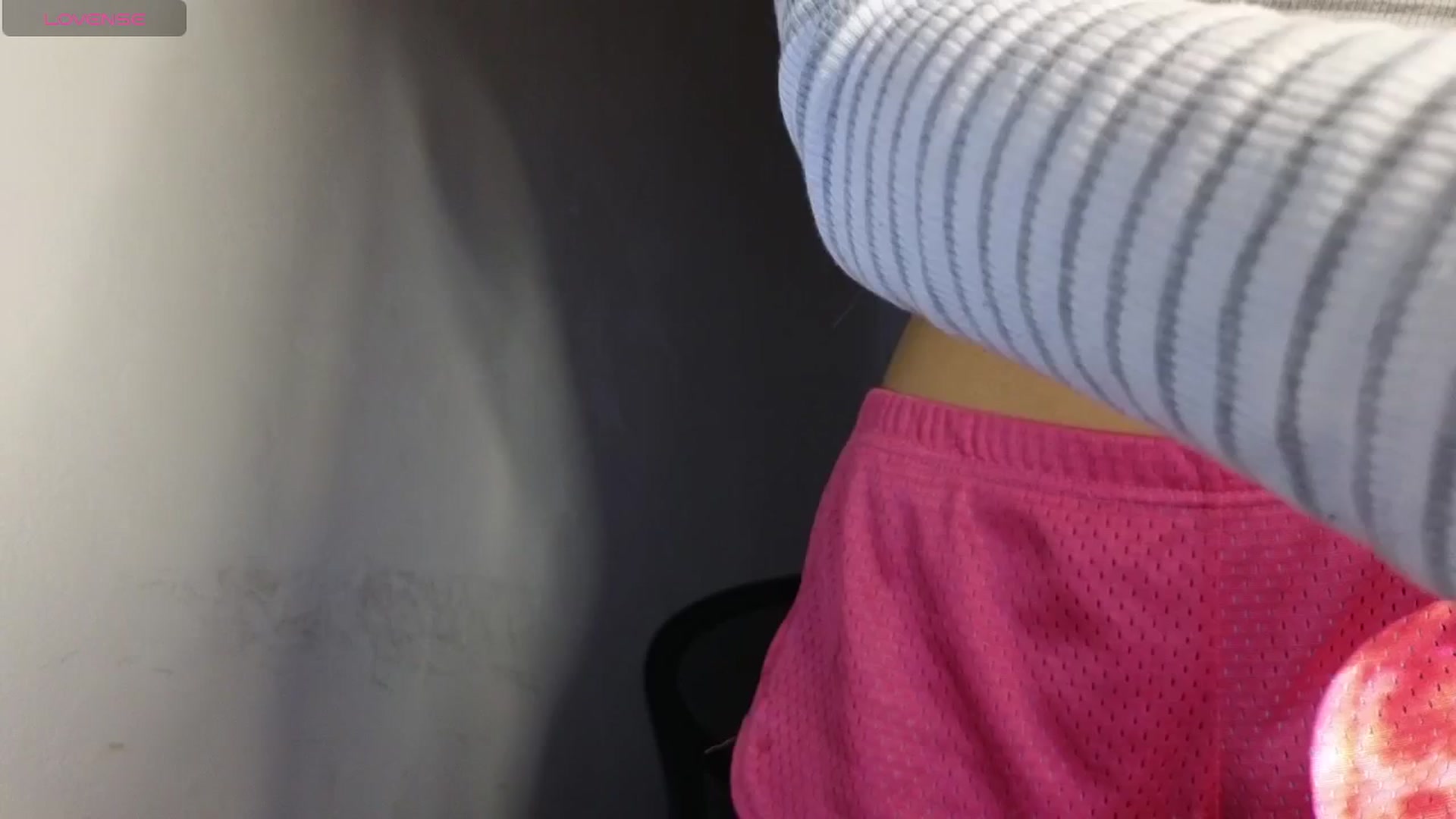 Gallery image thumbnail from Cofewithmilk's myfreecams stream on, 04/21/2025, 07:20 image 4 of 20