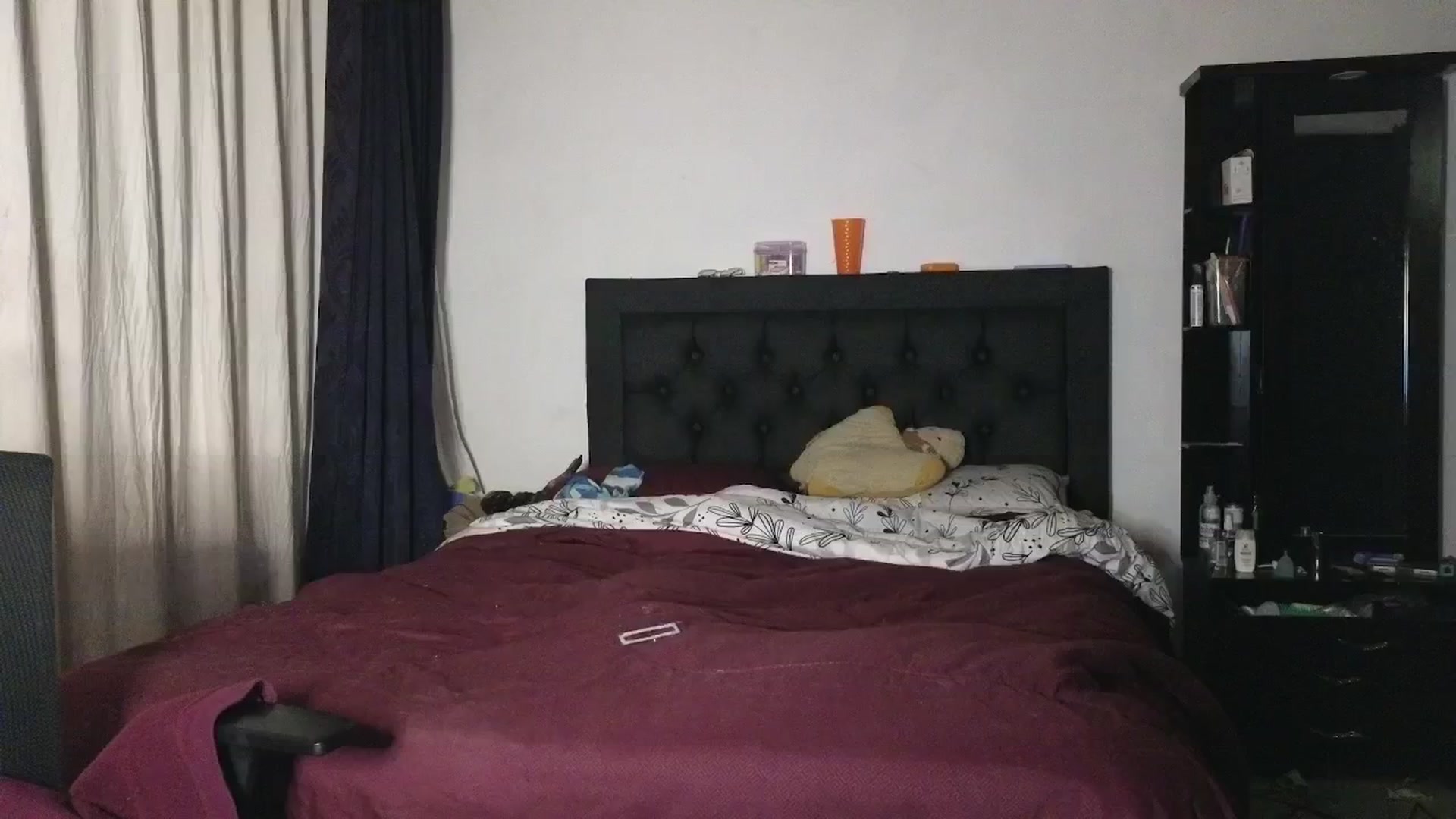 Gallery image thumbnail from Cofewithmilk's myfreecams stream on, 06/20/2025, 05:43 image 1 of 20