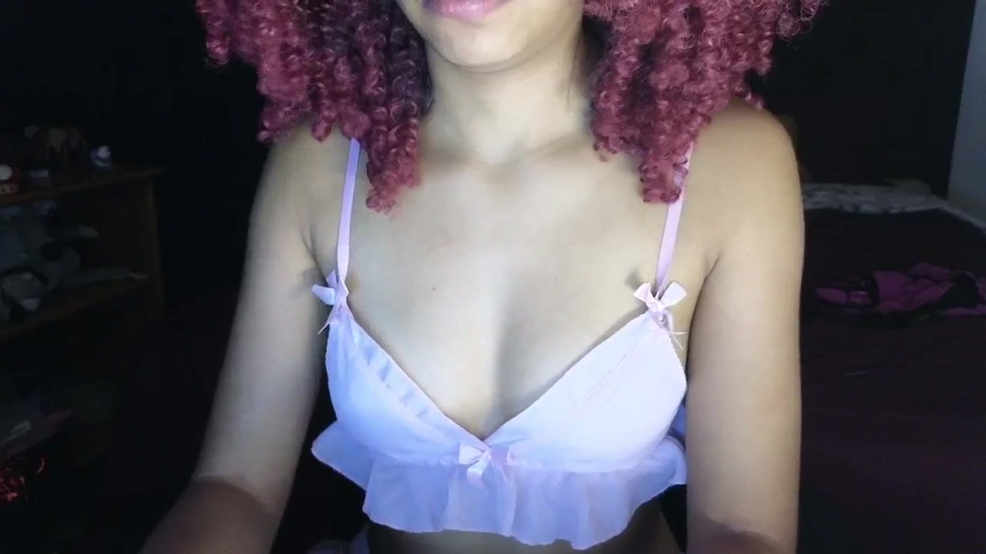 Gallery image thumbnail from Cofewithmilk's myfreecams stream on, 10/10/2025, 24:37 image 17 of 20