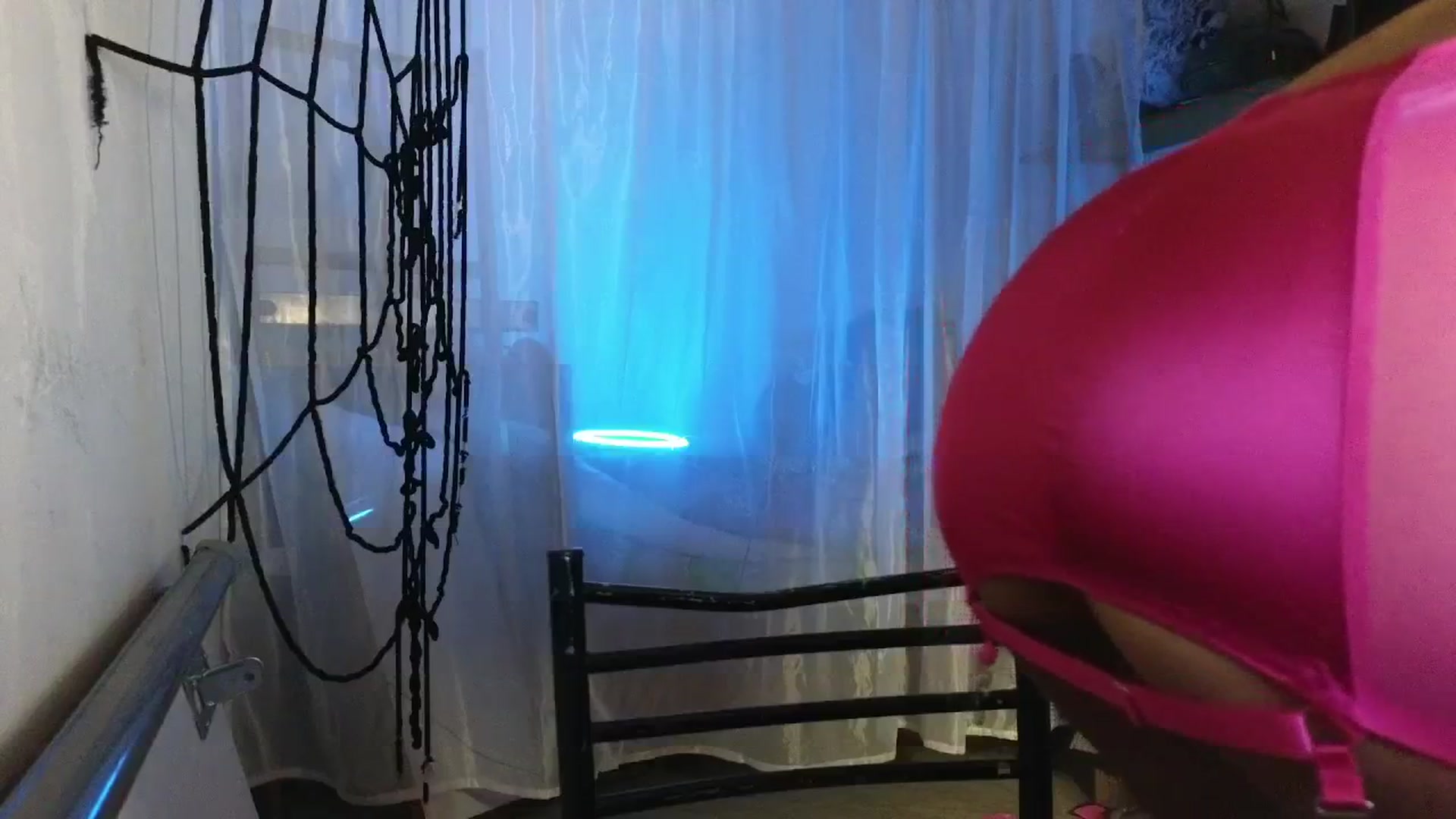 Gallery image thumbnail from Cofewithmilk's myfreecams stream on, 10/23/2025, 06:49 image 14 of 20