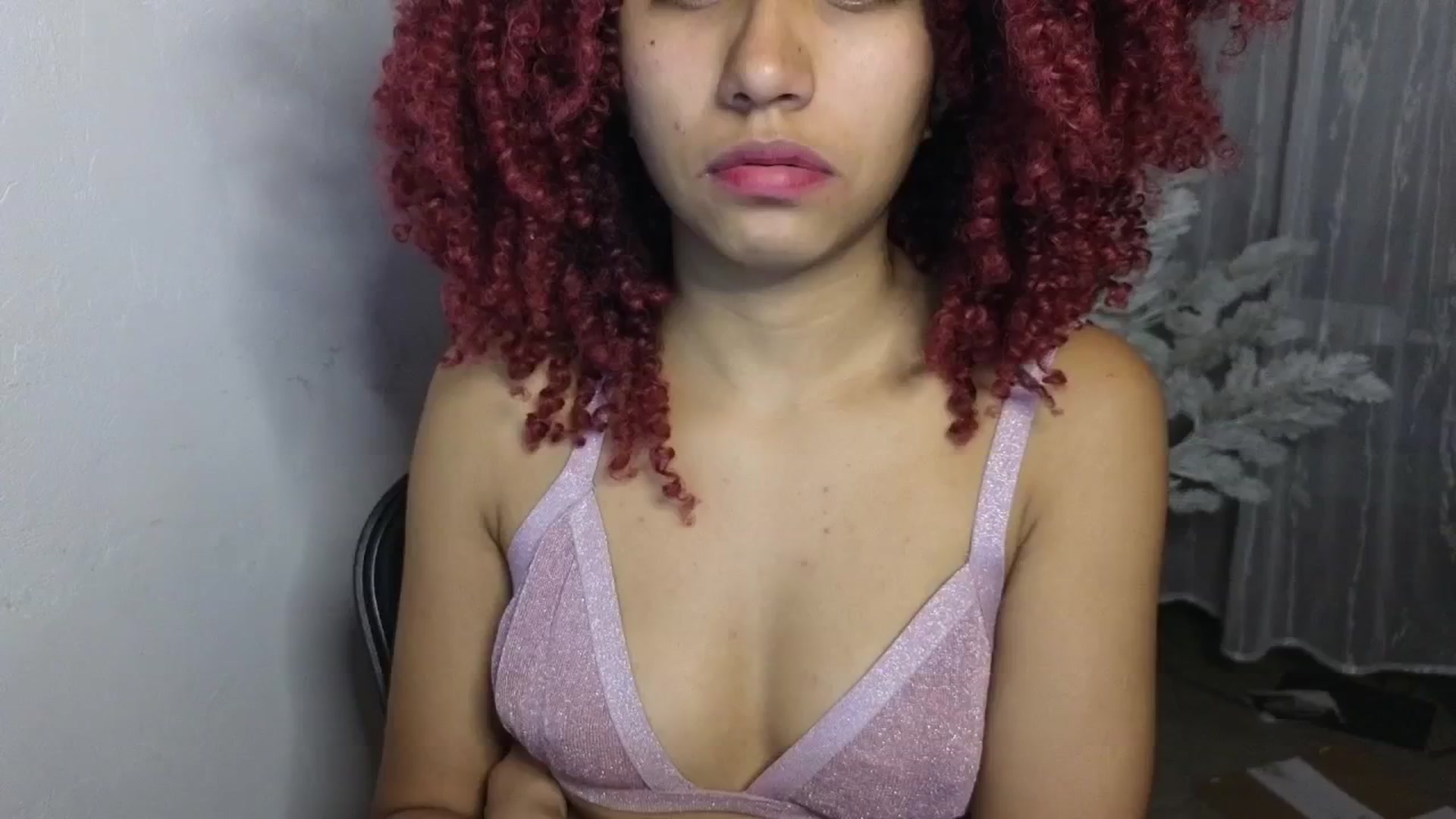 Gallery image thumbnail from Cofewithmilk's myfreecams stream on, 12/03/2025, 08:36 image 4 of 20