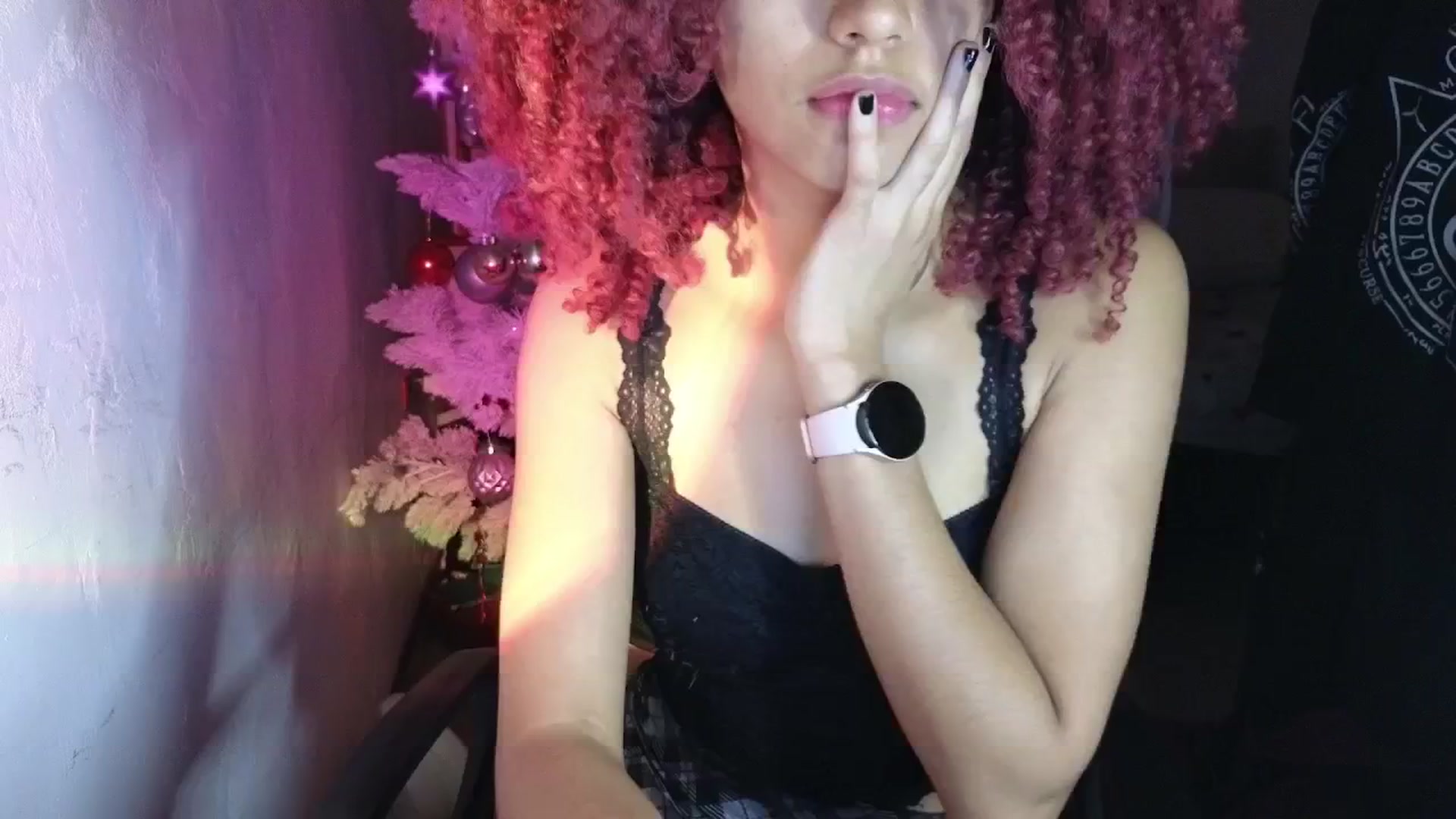 Gallery image thumbnail from Cofewithmilk's myfreecams stream on, 12/18/2025, 07:05 image 3 of 20
