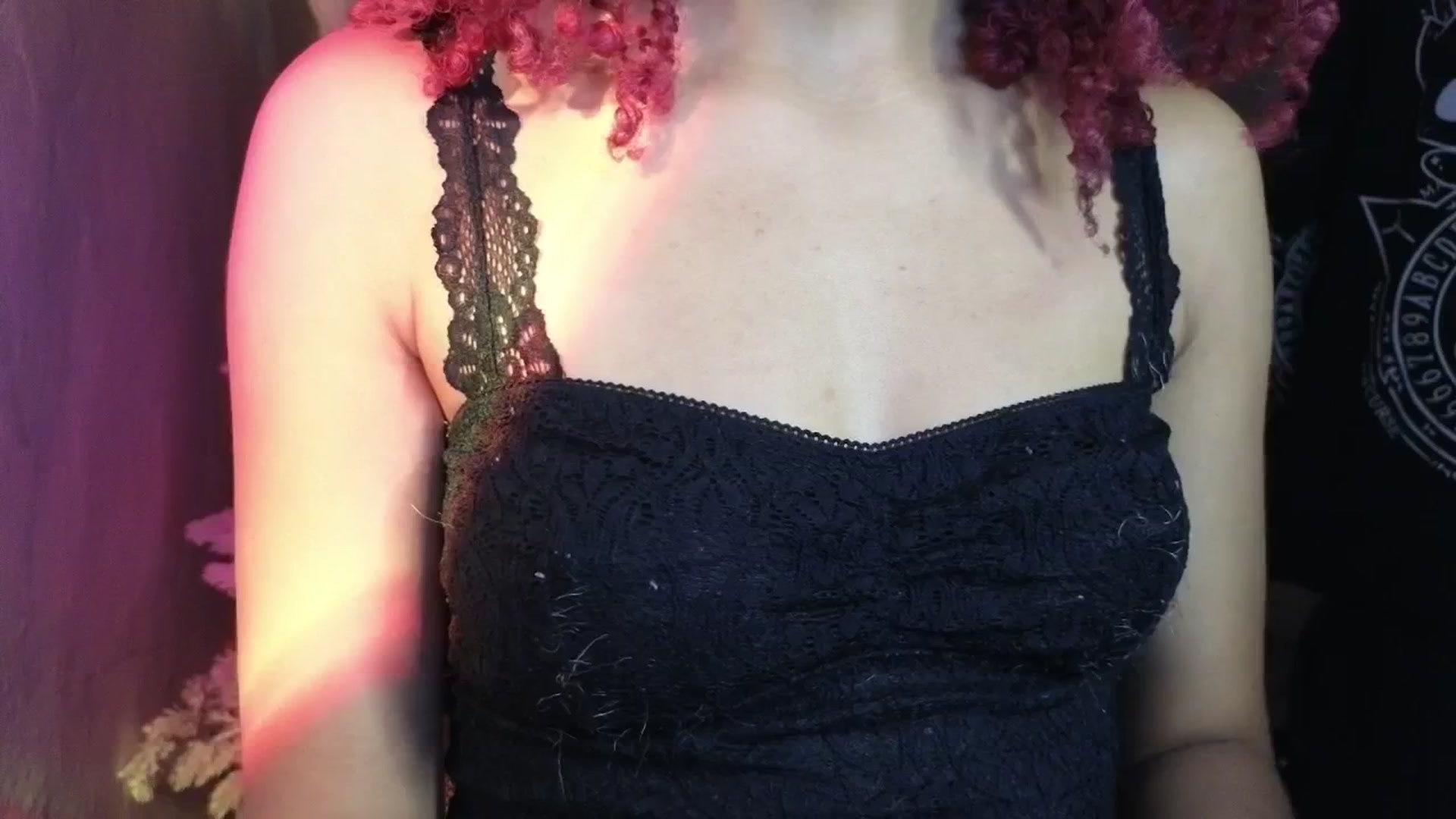 Gallery image thumbnail from Cofewithmilk's myfreecams stream on, 12/18/2025, 07:05 image 19 of 20