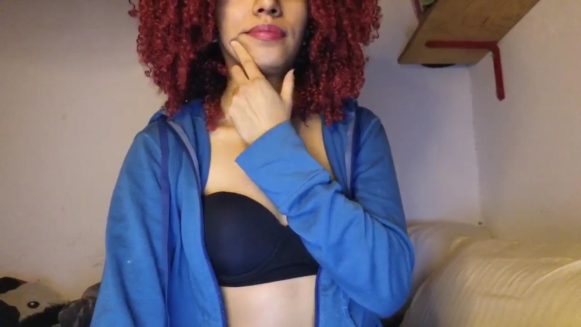 Gallery image thumbnail from Cofewithmilk's myfreecams stream on, 12/28/2025, 08:48 image 12 of 20