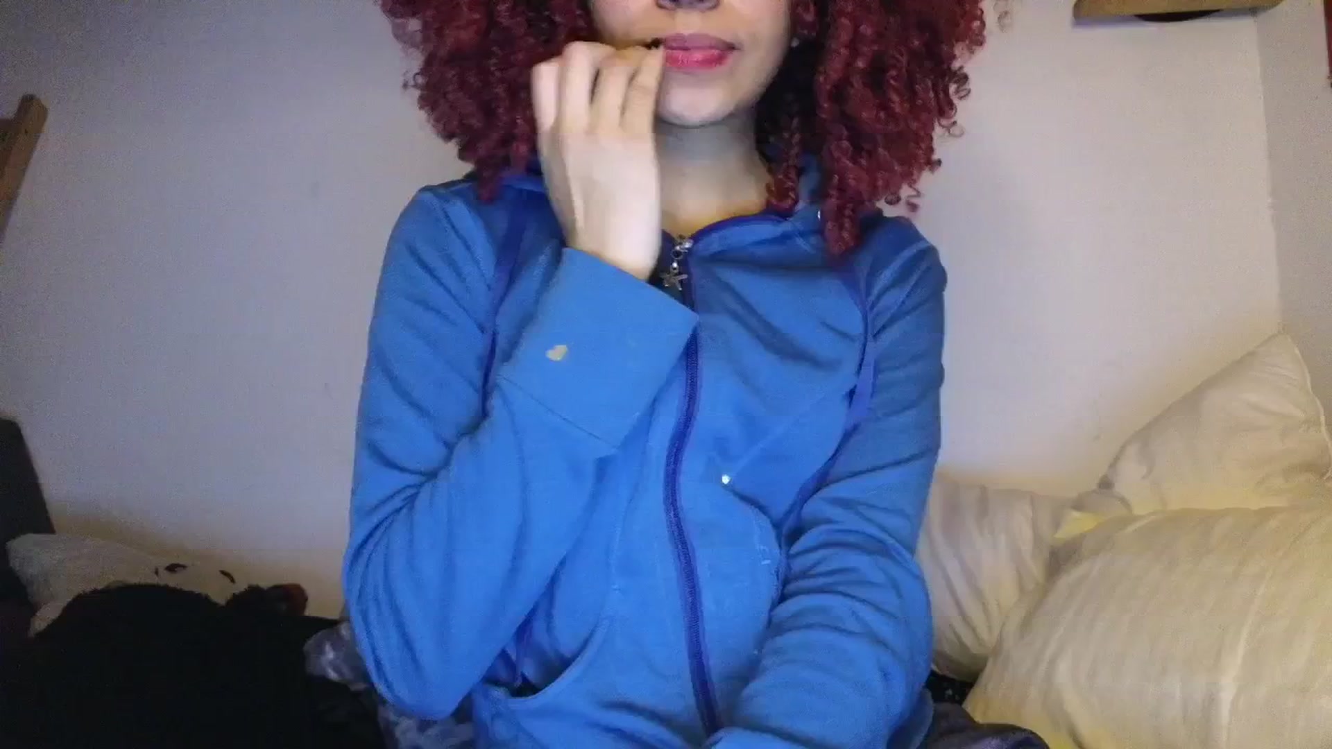 Gallery image thumbnail from Cofewithmilk's myfreecams stream on, 12/28/2025, 11:15 image 5 of 20