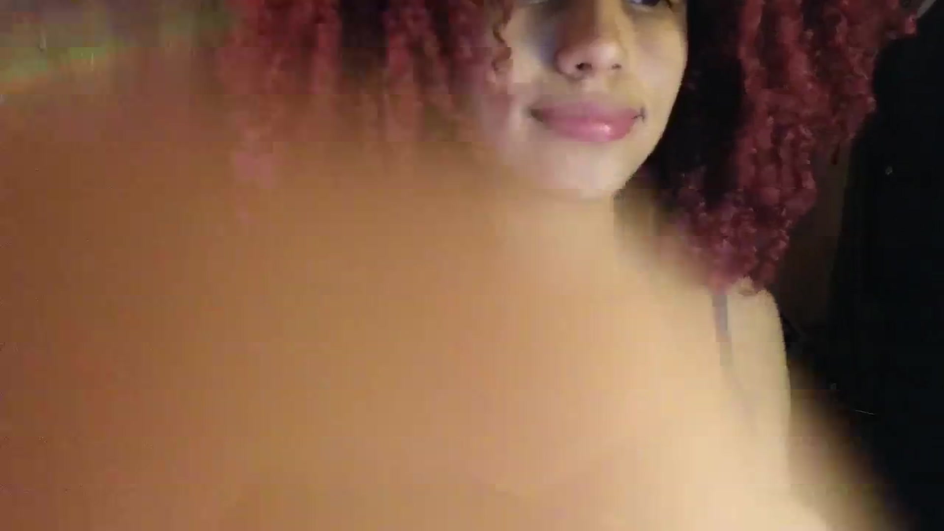 Gallery image thumbnail from Cofewithmilk's myfreecams stream on, 12/31/2025, 07:32 image 7 of 20