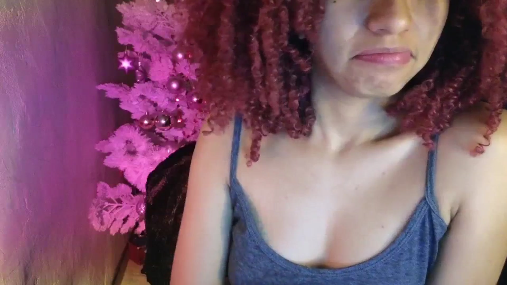 Gallery image thumbnail from Cofewithmilk's myfreecams stream on, 12/31/2025, 07:32 image 8 of 20