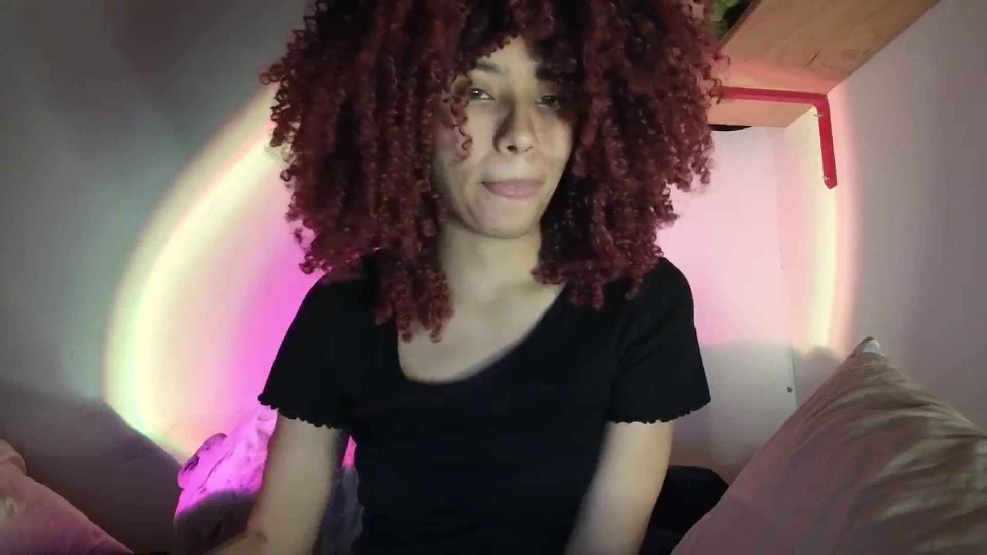Gallery image thumbnail from Cofewithmilk's myfreecams stream on, 01/07/2026, 11:17 image 17 of 20