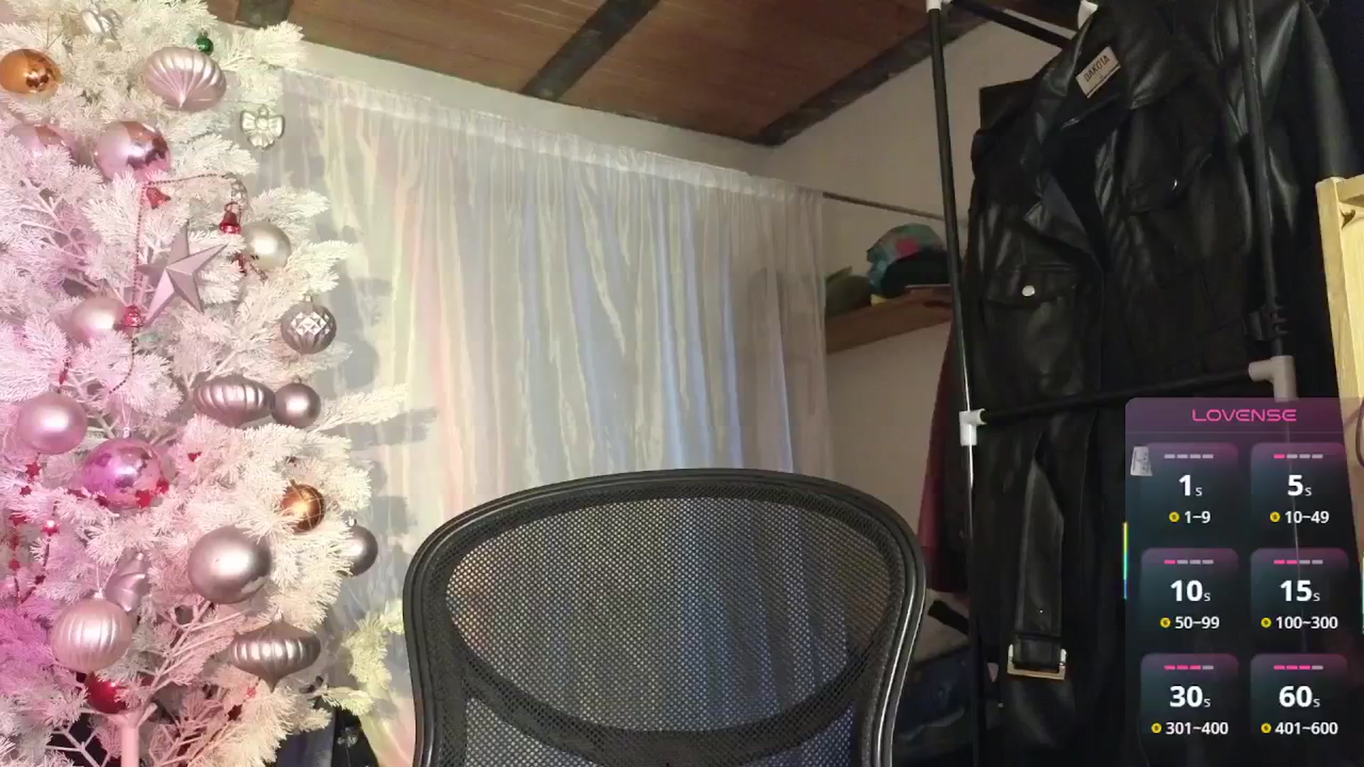 Gallery image thumbnail from Cofewithmilk's myfreecams stream on, 01/10/2026, 10:56 image 10 of 20