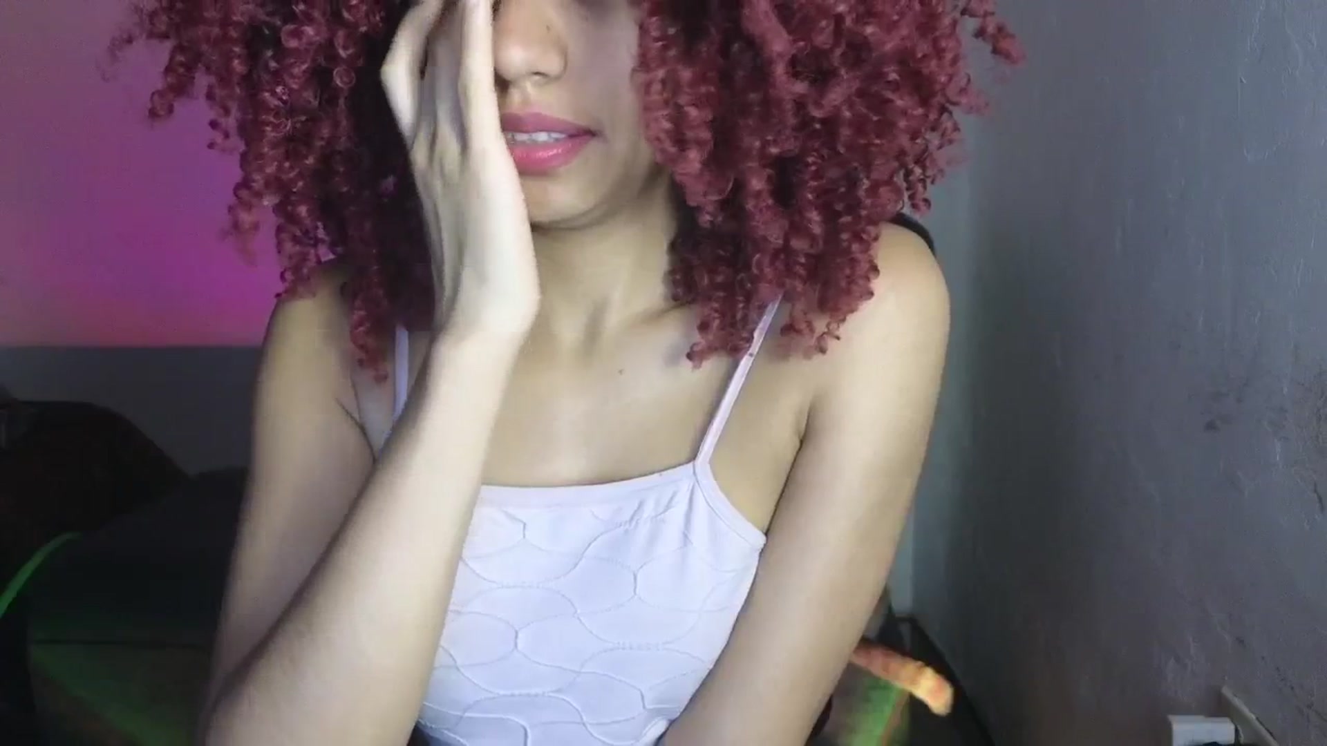 Gallery image thumbnail from Cofewithmilk's myfreecams stream on, 02/06/2026, 10:33 image 19 of 20