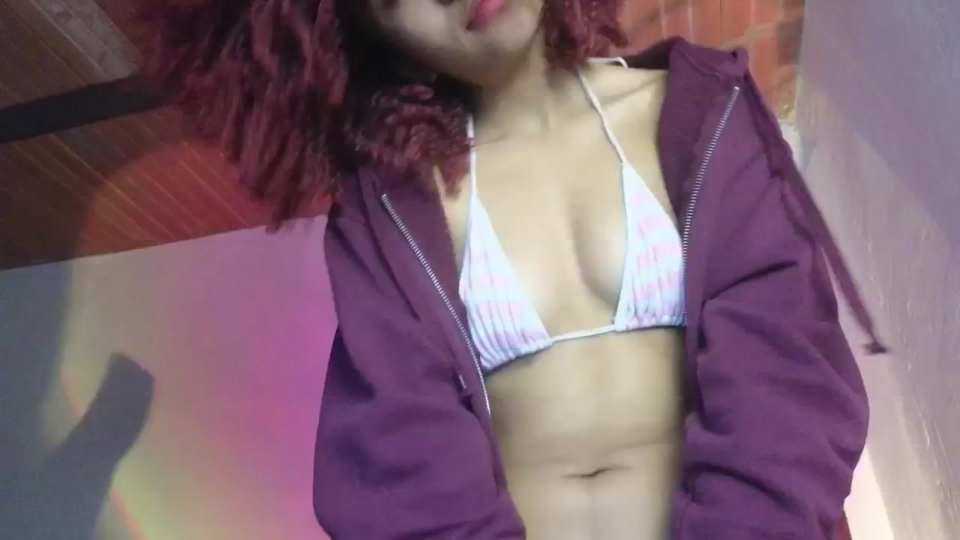 Gallery image thumbnail from Cofewithmilk's myfreecams stream on, 02/08/2026, 09:13 image 1 of 20