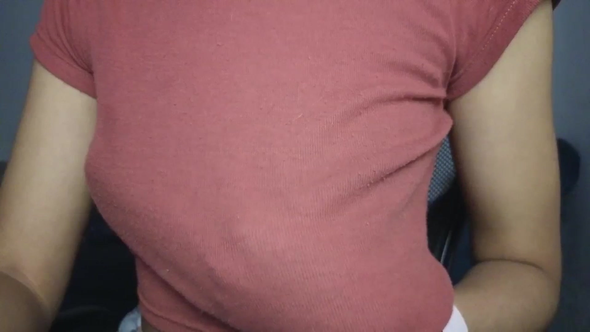 Gallery image thumbnail from Cofewithmilk's myfreecams stream on, 02/19/2026, 10:24 image 19 of 20