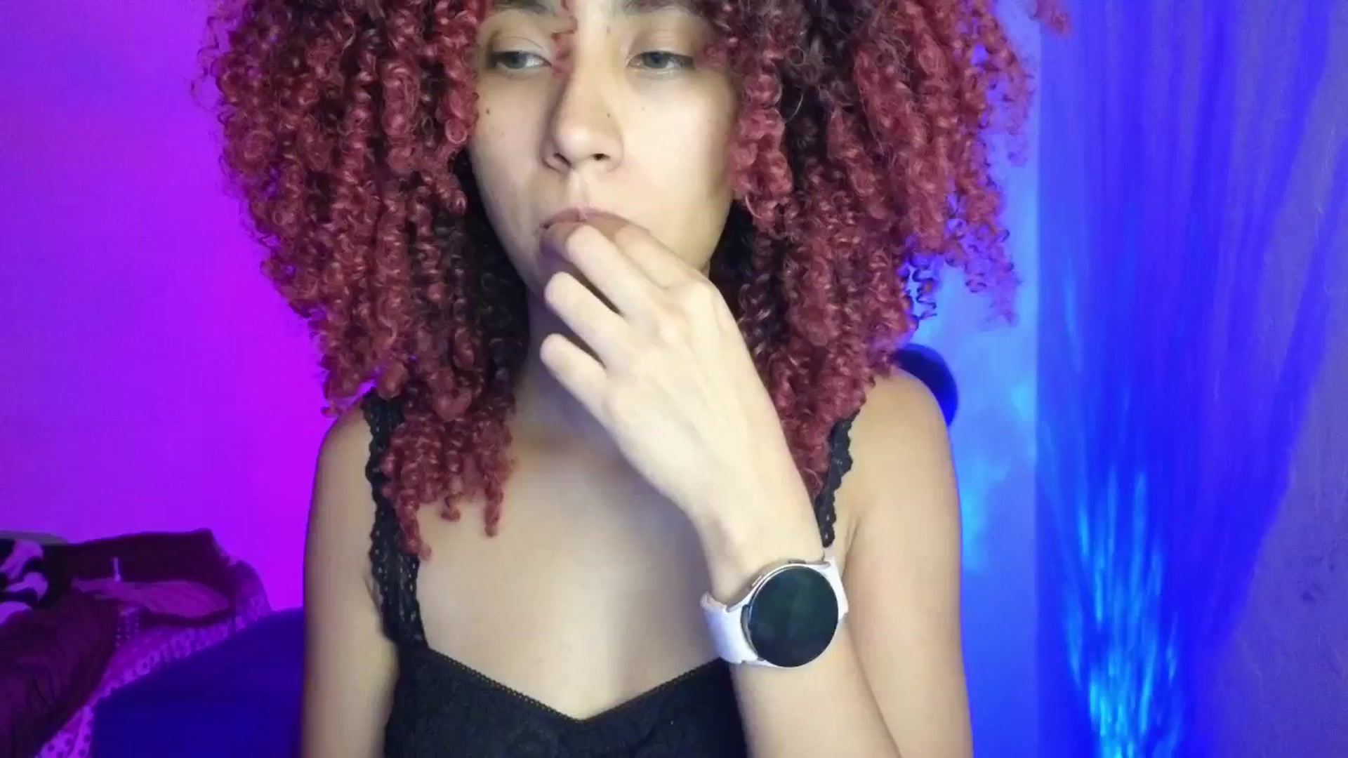 Gallery image thumbnail from Cofewithmilk's myfreecams stream on, 03/22/2026, 07:27 image 16 of 20