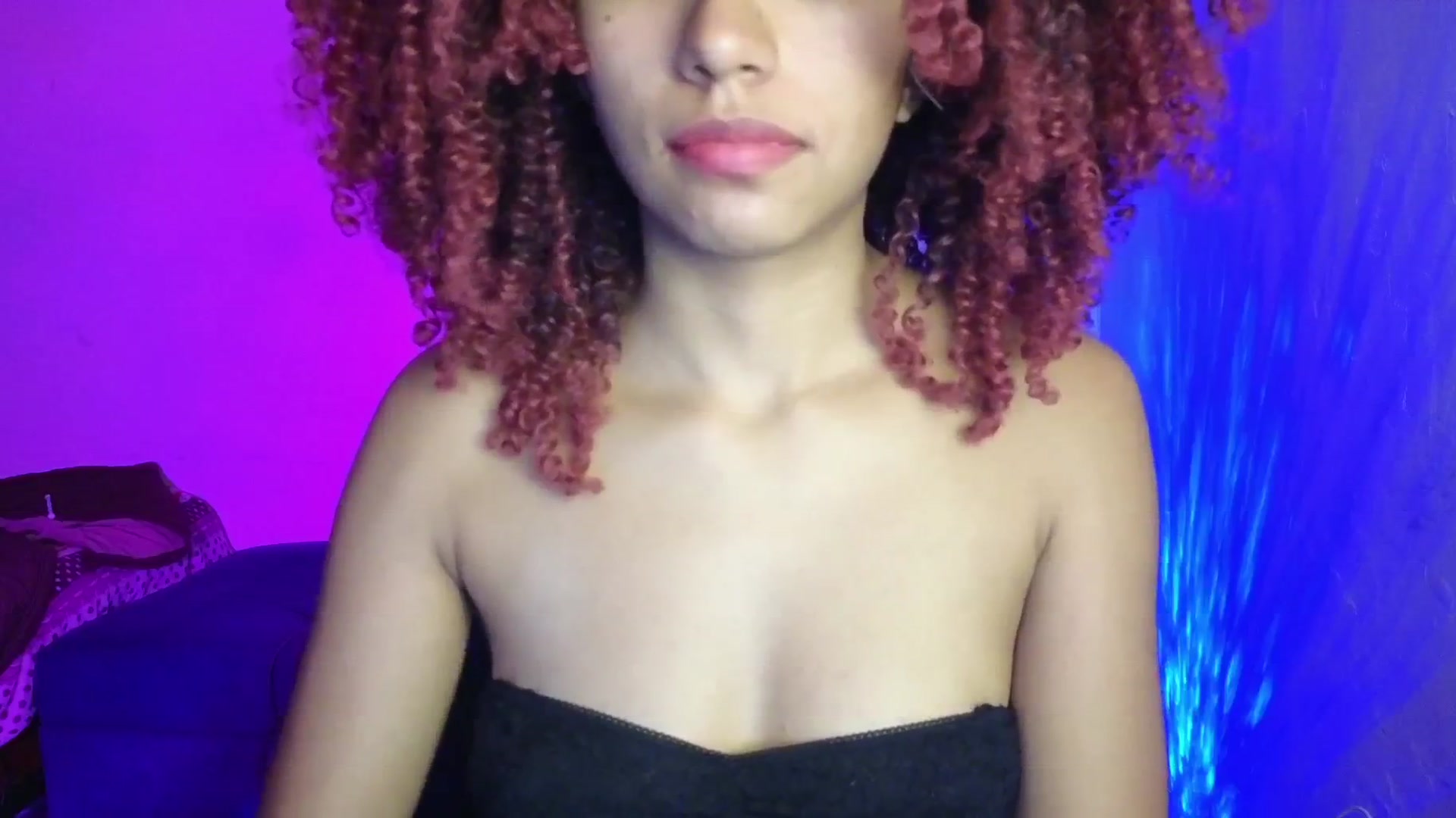 Gallery image thumbnail from Cofewithmilk's myfreecams stream on, 03/22/2026, 08:57 image 14 of 20