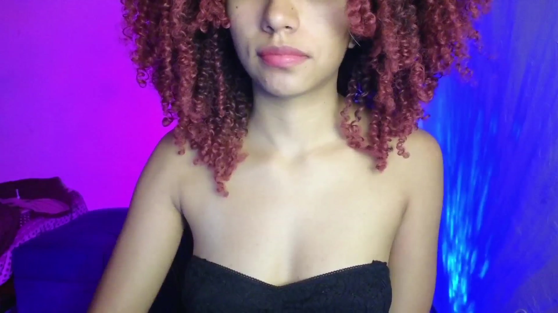 Gallery image thumbnail from Cofewithmilk's myfreecams stream on, 03/22/2026, 08:57 image 15 of 20