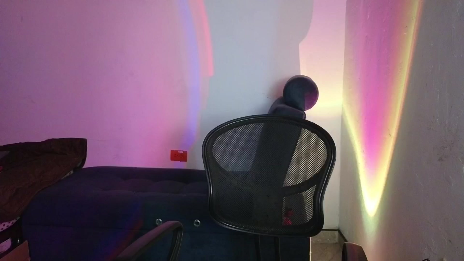 Gallery image thumbnail from Cofewithmilk's myfreecams stream on, 03/24/2026, 07:10 image 4 of 20