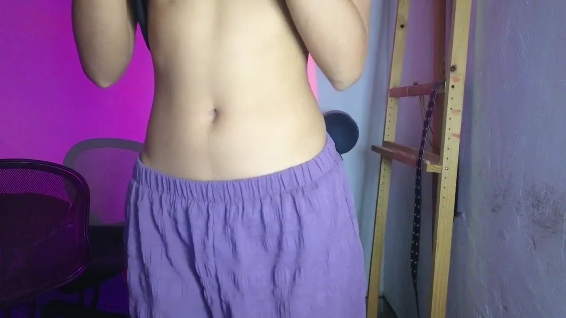 Gallery image thumbnail from Cofewithmilk's myfreecams stream on, 04/08/2026, 24:58 image 2 of 20
