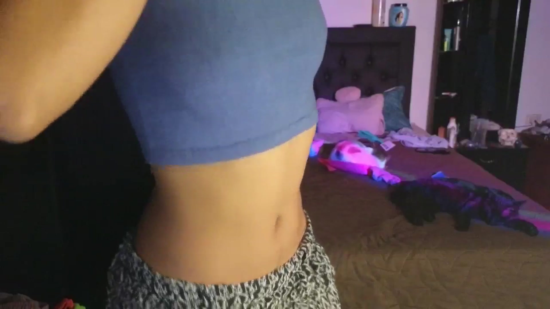 Gallery image thumbnail from Cofewithmilk's myfreecams stream on, 04/15/2026, 05:00 image 6 of 20