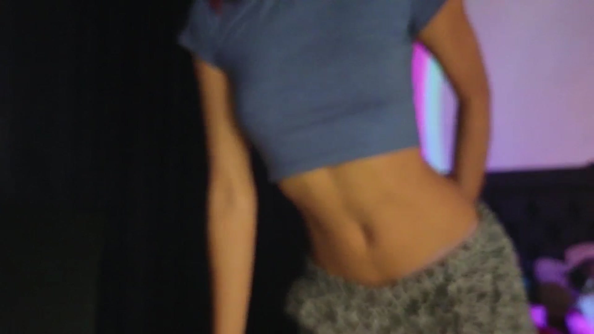 Gallery image thumbnail from Cofewithmilk's myfreecams stream on, 04/15/2026, 05:00 image 10 of 20