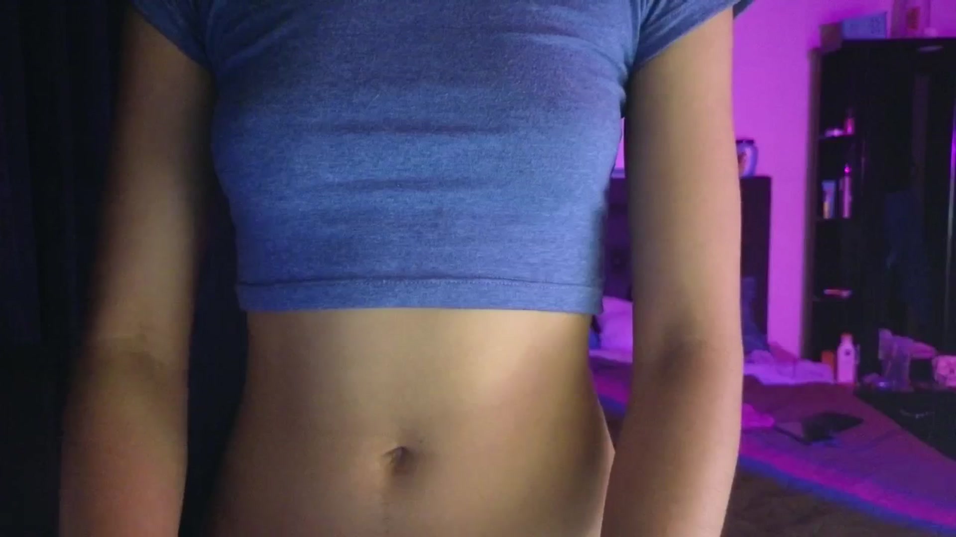 Gallery image thumbnail from Cofewithmilk's myfreecams stream on, 04/15/2026, 07:28 image 12 of 20