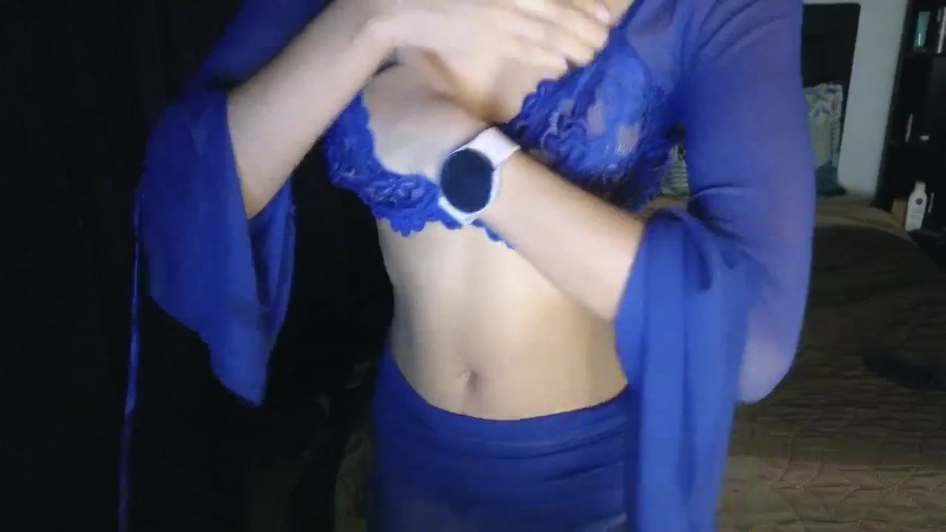Gallery image thumbnail from Cofewithmilk's myfreecams stream on, 04/20/2026, 05:01 image 3 of 20
