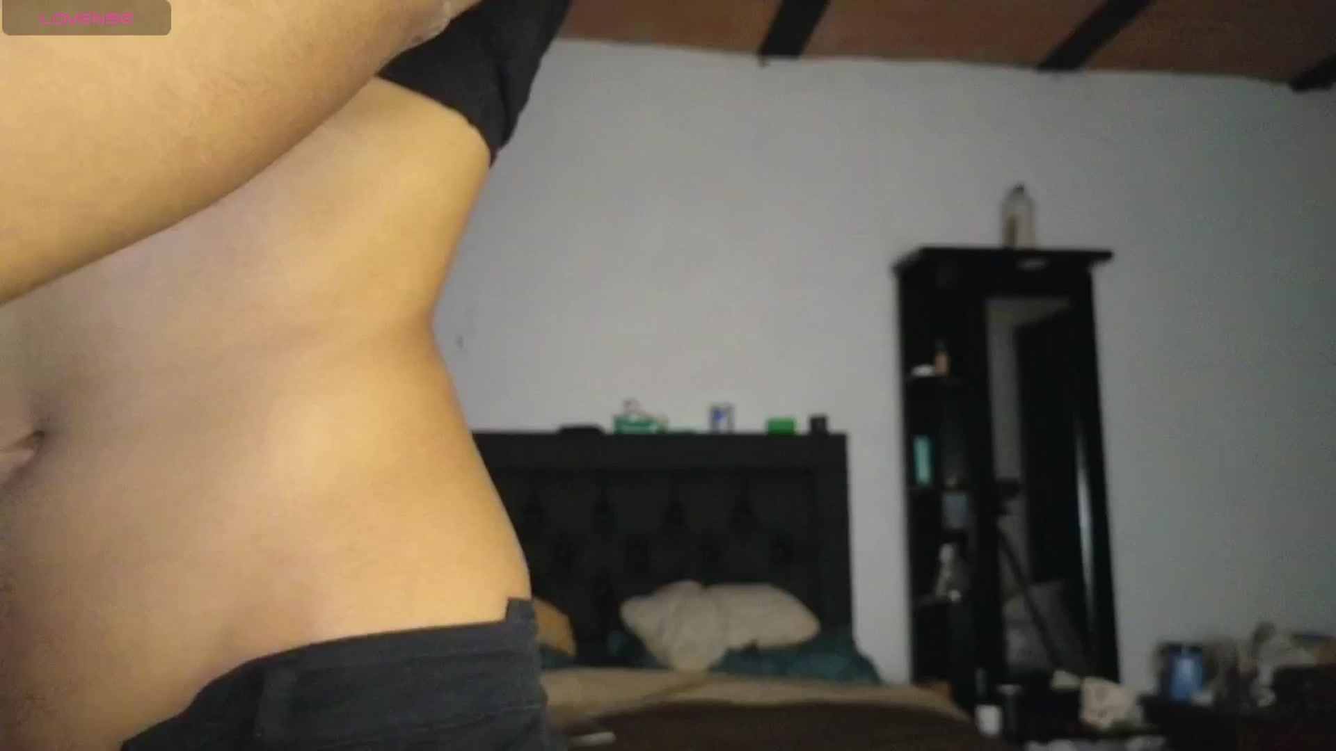 Gallery image thumbnail from Cofewithmilk's myfreecams stream on, 04/30/2026, 07:56 image 10 of 20