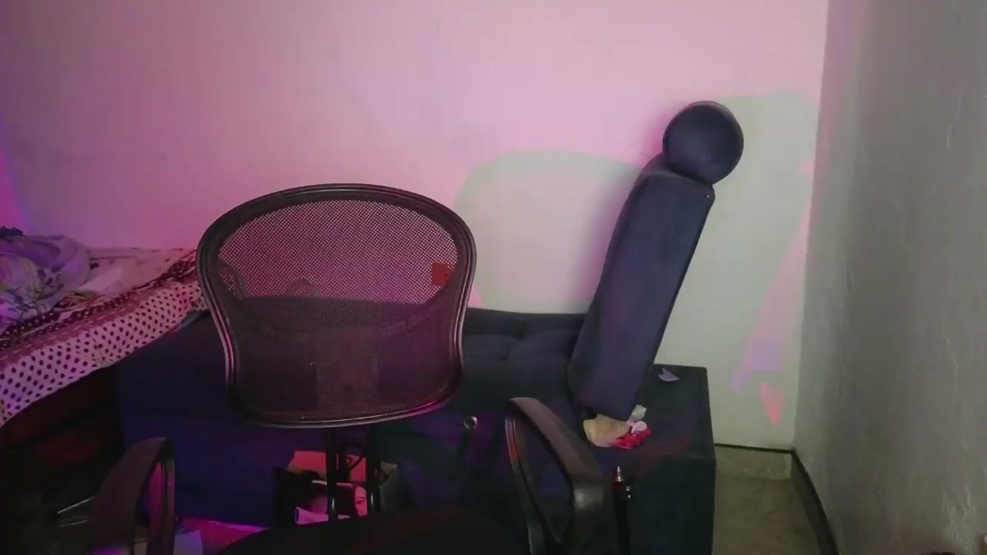 Gallery image thumbnail from Cofewithmilk's myfreecams stream on, 05/07/2026, 08:05 image 8 of 20