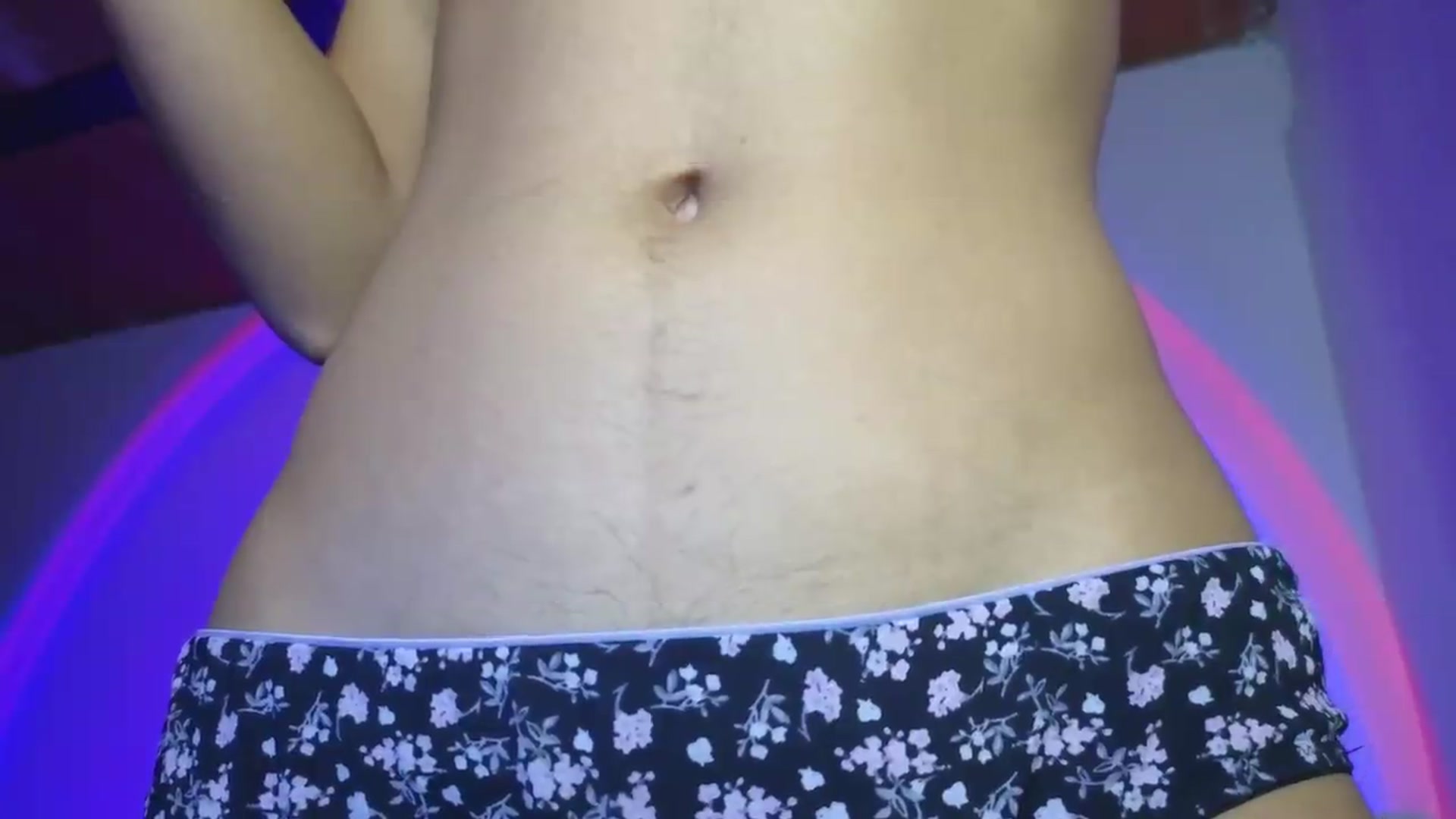 Gallery image thumbnail from Cofewithmilk's myfreecams stream on, 05/24/2026, 05:32 image 20 of 20