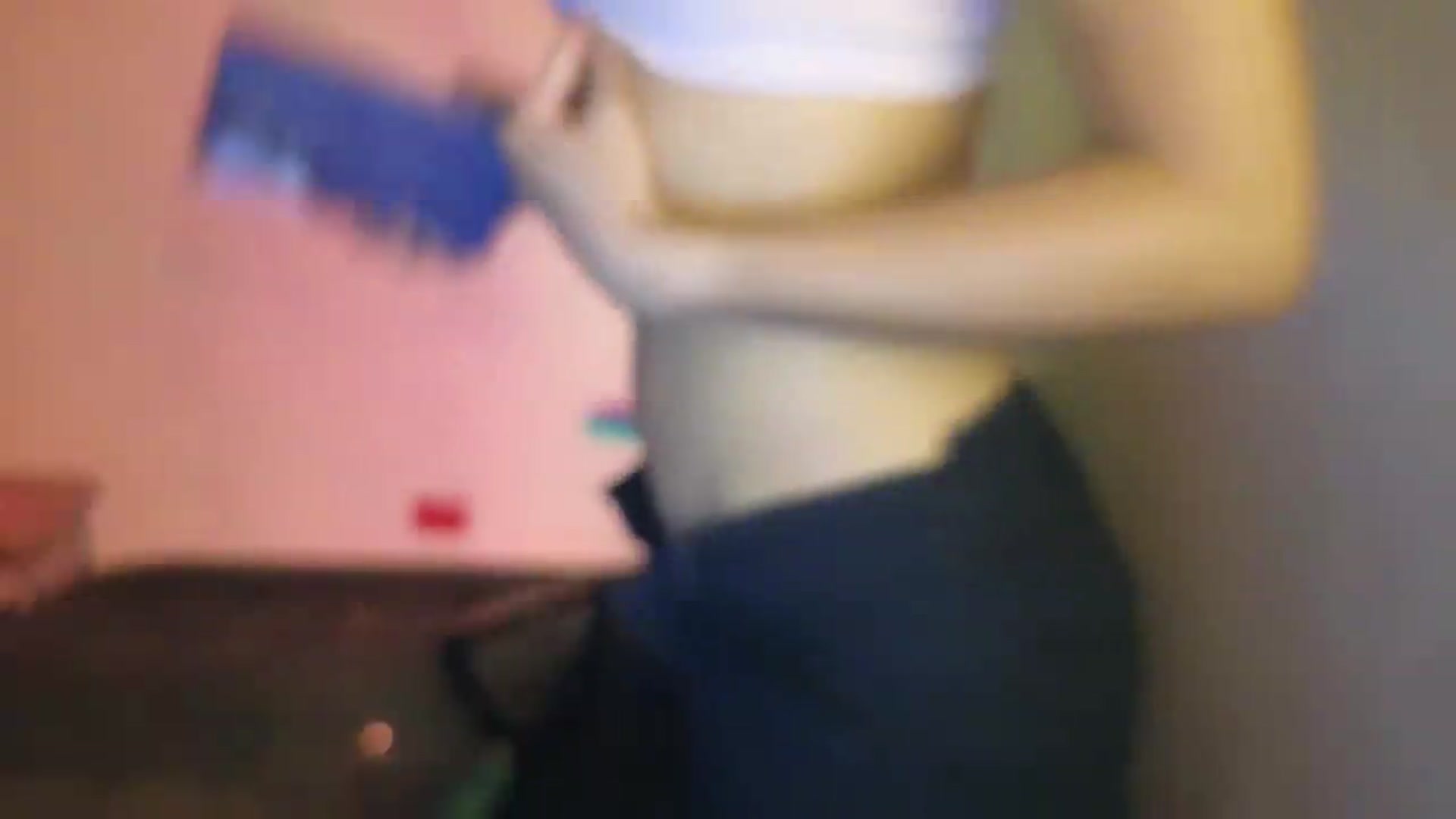 Gallery image thumbnail from Cofewithmilk's myfreecams stream on, 05/29/2026, 06:44 image 9 of 20