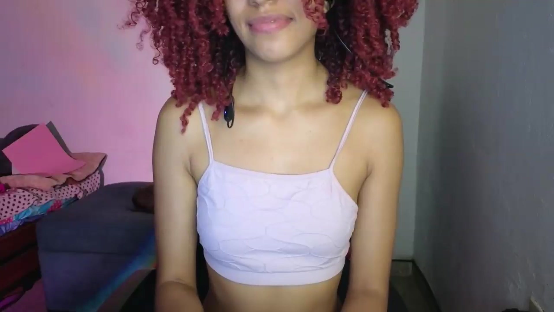 Gallery image thumbnail from Cofewithmilk's myfreecams stream on, 05/29/2026, 12:28 image 17 of 20