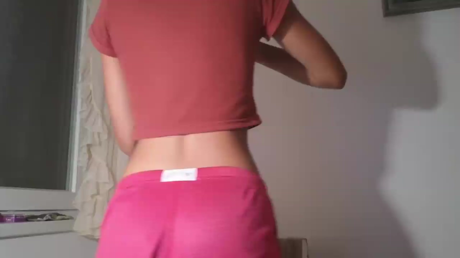 Gallery image thumbnail from Cofewithmilk's myfreecams stream on, 07/23/2026, 12:08 image 1 of 20