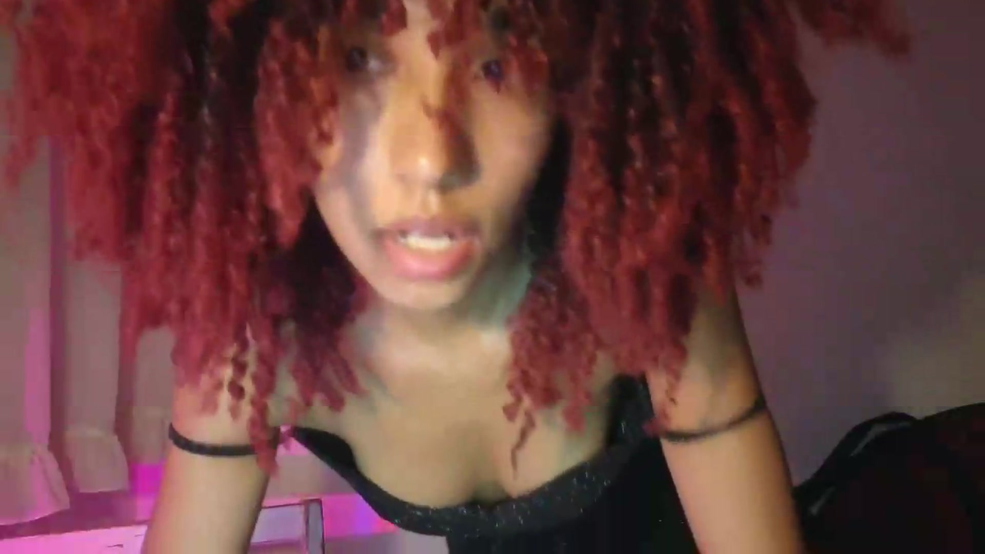 Gallery image thumbnail from Cofewithmilk's myfreecams stream on, 08/13/2026, 12:14 image 12 of 20