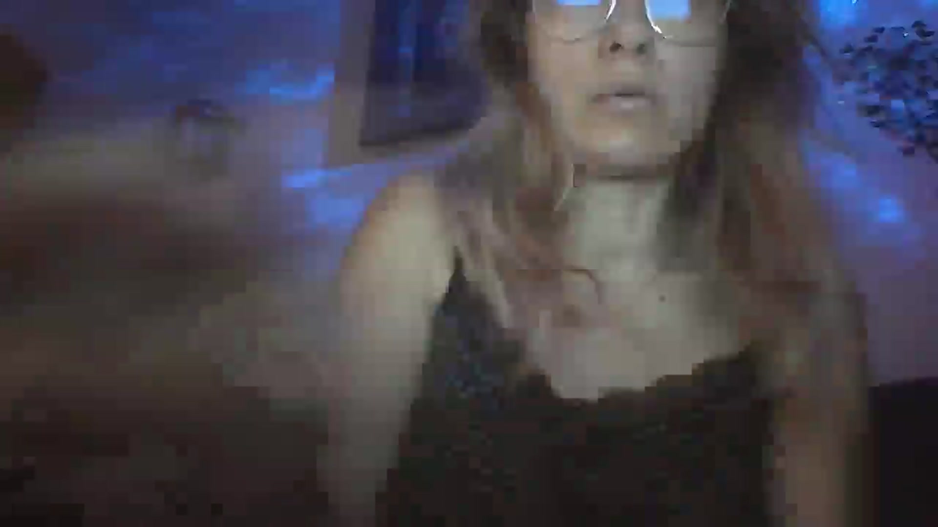 Gallery image thumbnail from Coffeemilk's myfreecams stream on, 01/22/2026, 09:09 image 11 of 20