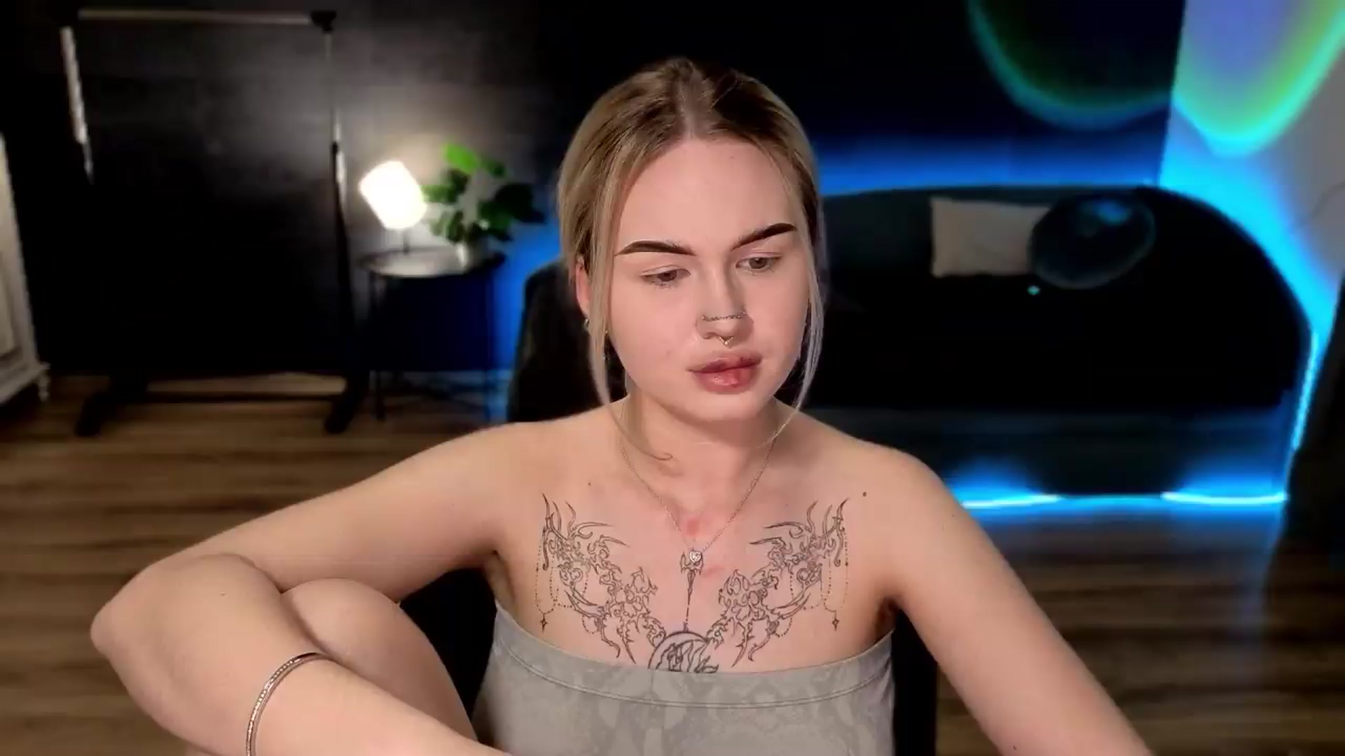 Gallery image thumbnail from Cold_Blonde's myfreecams stream on, 05/22/2026, 11:54 image 13 of 20