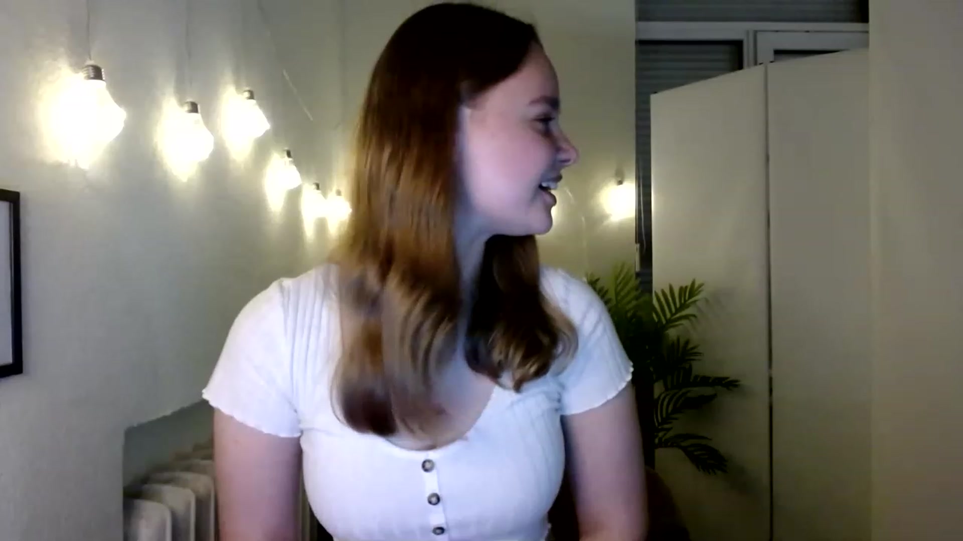 Gallery image thumbnail from Cold_Moon's myfreecams stream on, 11/25/2022, 12:34 image 5 of 20
