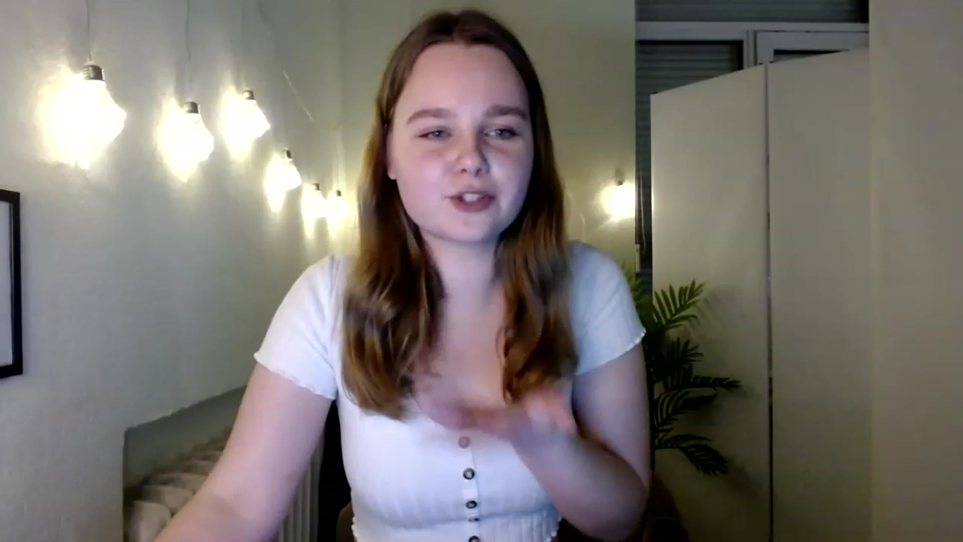 Gallery image thumbnail from Cold_Moon's myfreecams stream on, 11/25/2022, 12:34 image 2 of 20