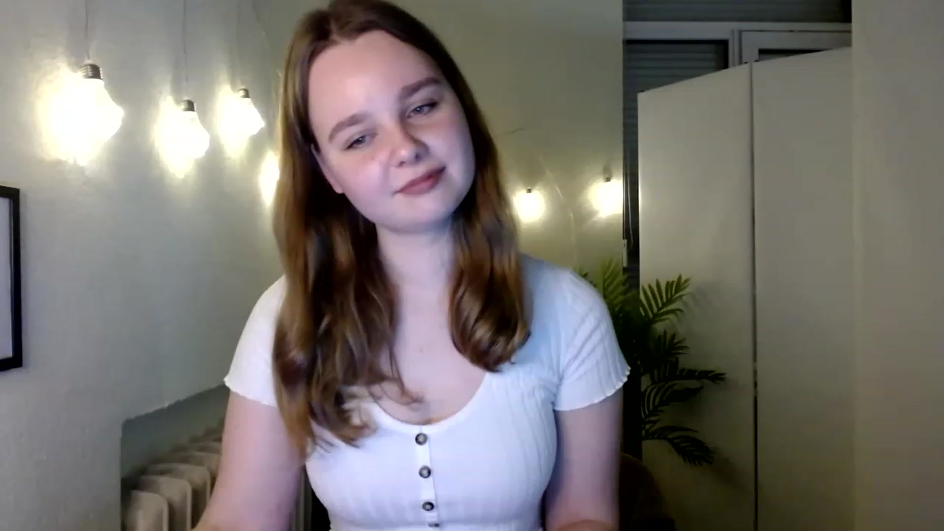 Gallery image thumbnail from Cold_Moon's myfreecams stream on, 11/25/2022, 12:34 image 8 of 20
