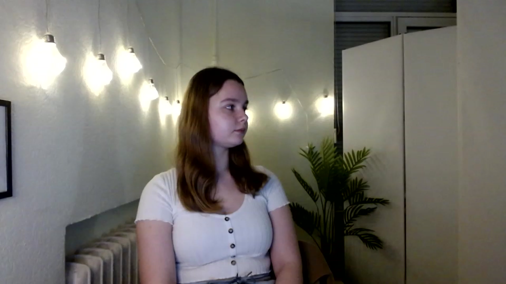 Gallery image thumbnail from Cold_Moon's myfreecams stream on, 11/25/2022, 12:55 image 11 of 20