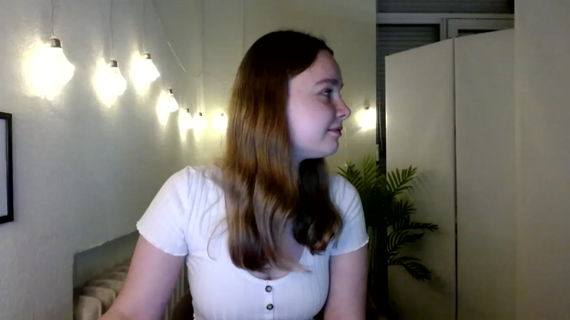 Gallery image thumbnail from Cold_Moon's myfreecams stream on, 11/25/2022, 12:55 image 15 of 20