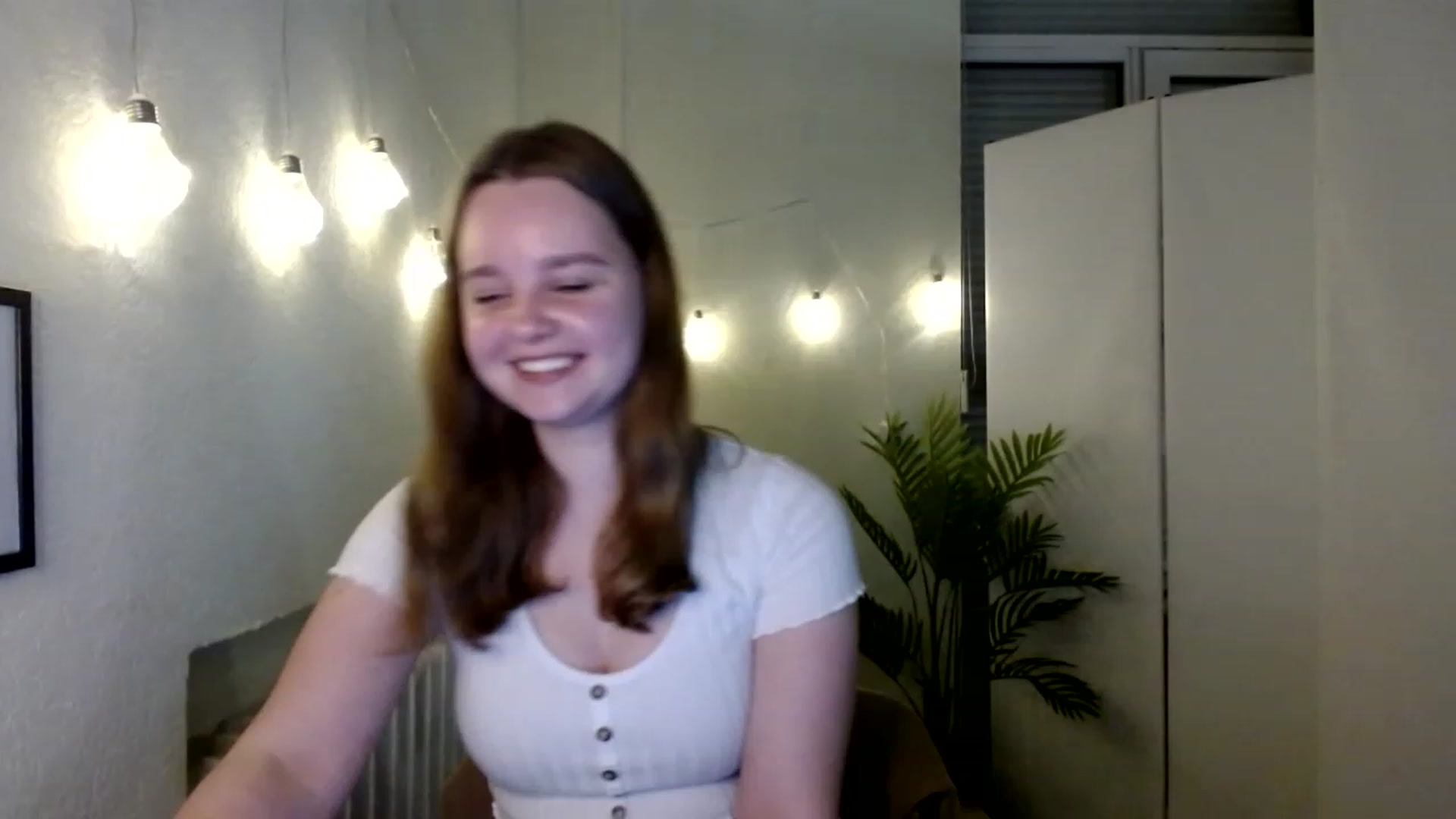 Gallery image thumbnail from Cold_Moon's myfreecams stream on, 11/25/2022, 12:55 image 19 of 20