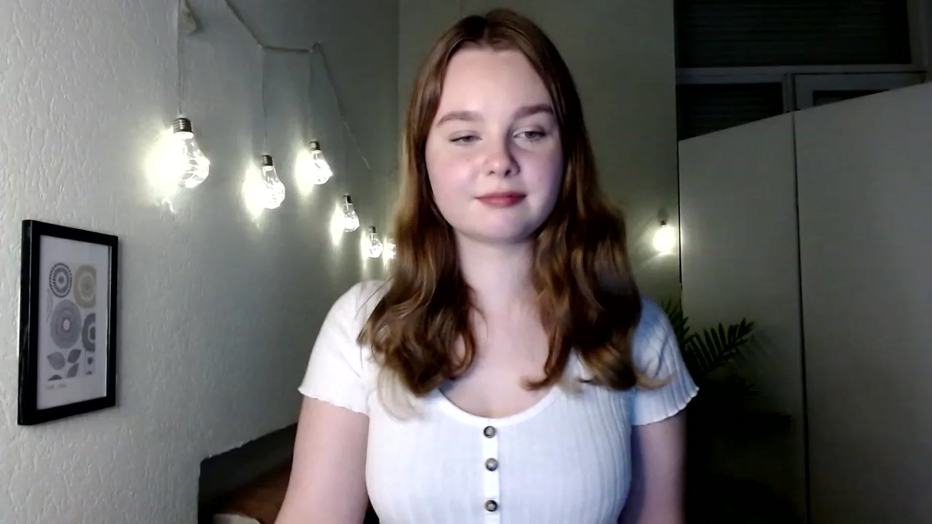 Gallery image thumbnail from Cold_Moon's myfreecams stream on, 11/27/2022, 16:00 image 4 of 20