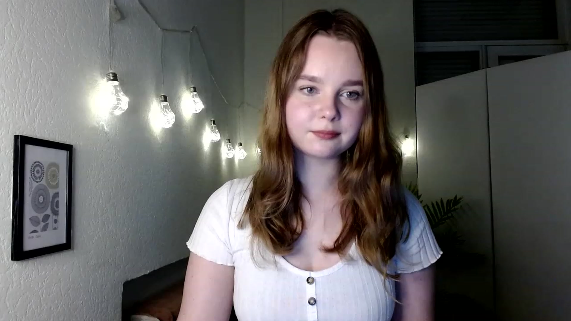 Gallery image thumbnail from Cold_Moon's myfreecams stream on, 11/27/2022, 16:00 image 6 of 20