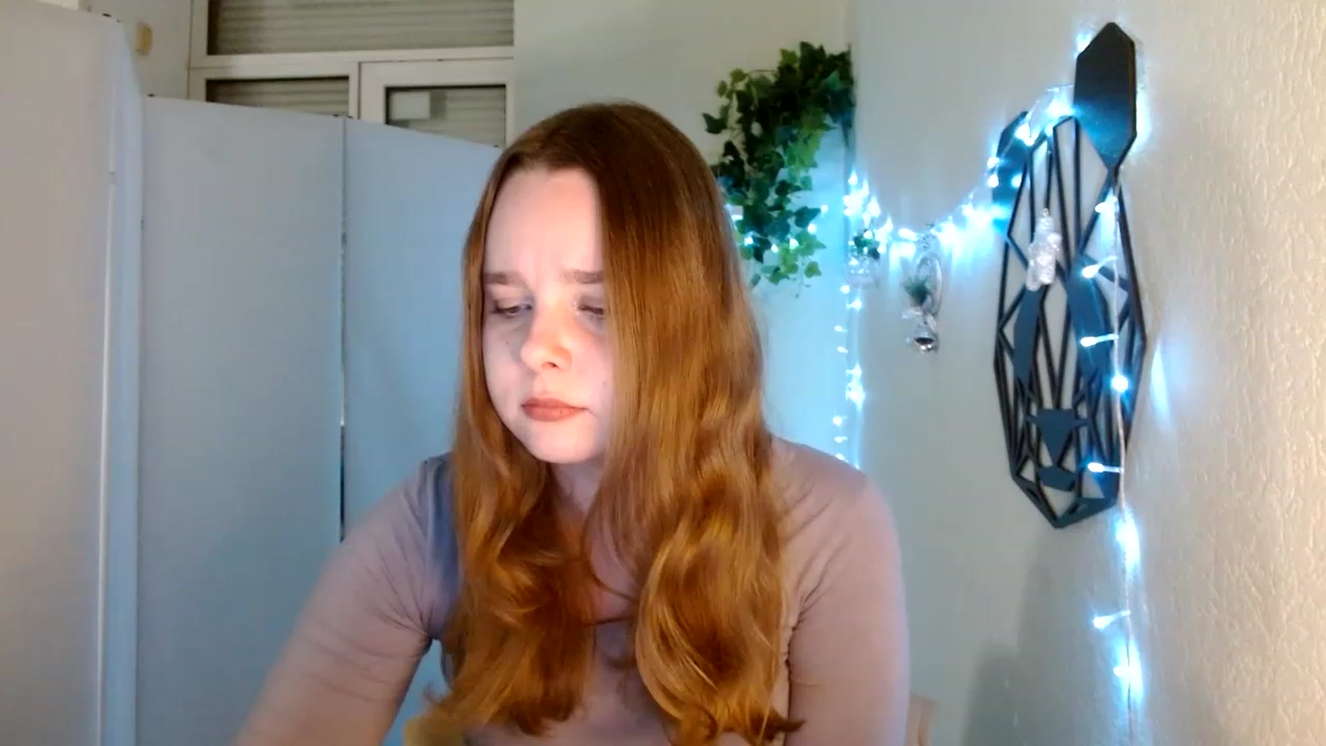 Gallery image thumbnail from Cold_Moon's myfreecams stream on, 12/25/2022, 16:34 image 8 of 20