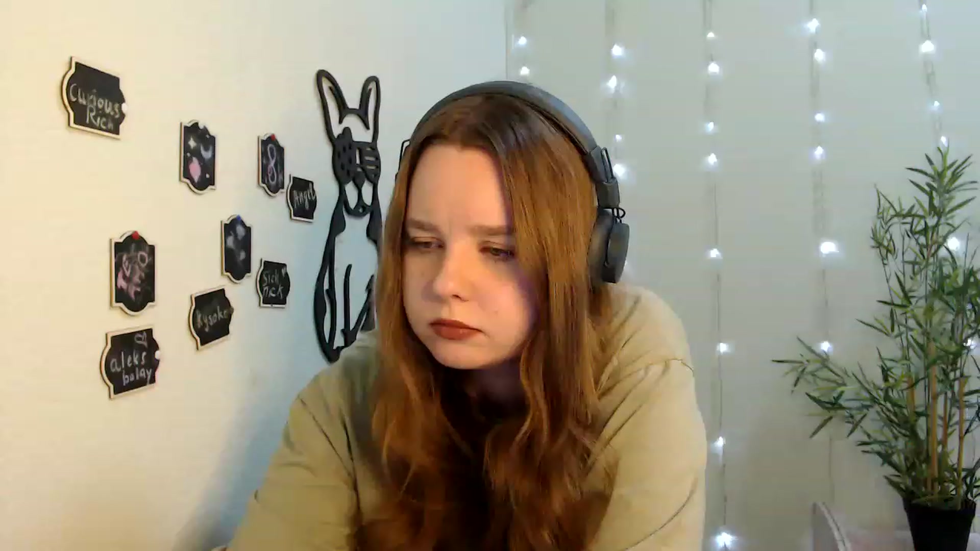 Gallery image thumbnail from Cold_Moon's myfreecams stream on, 05/21/2023, 12:24 image 2 of 20