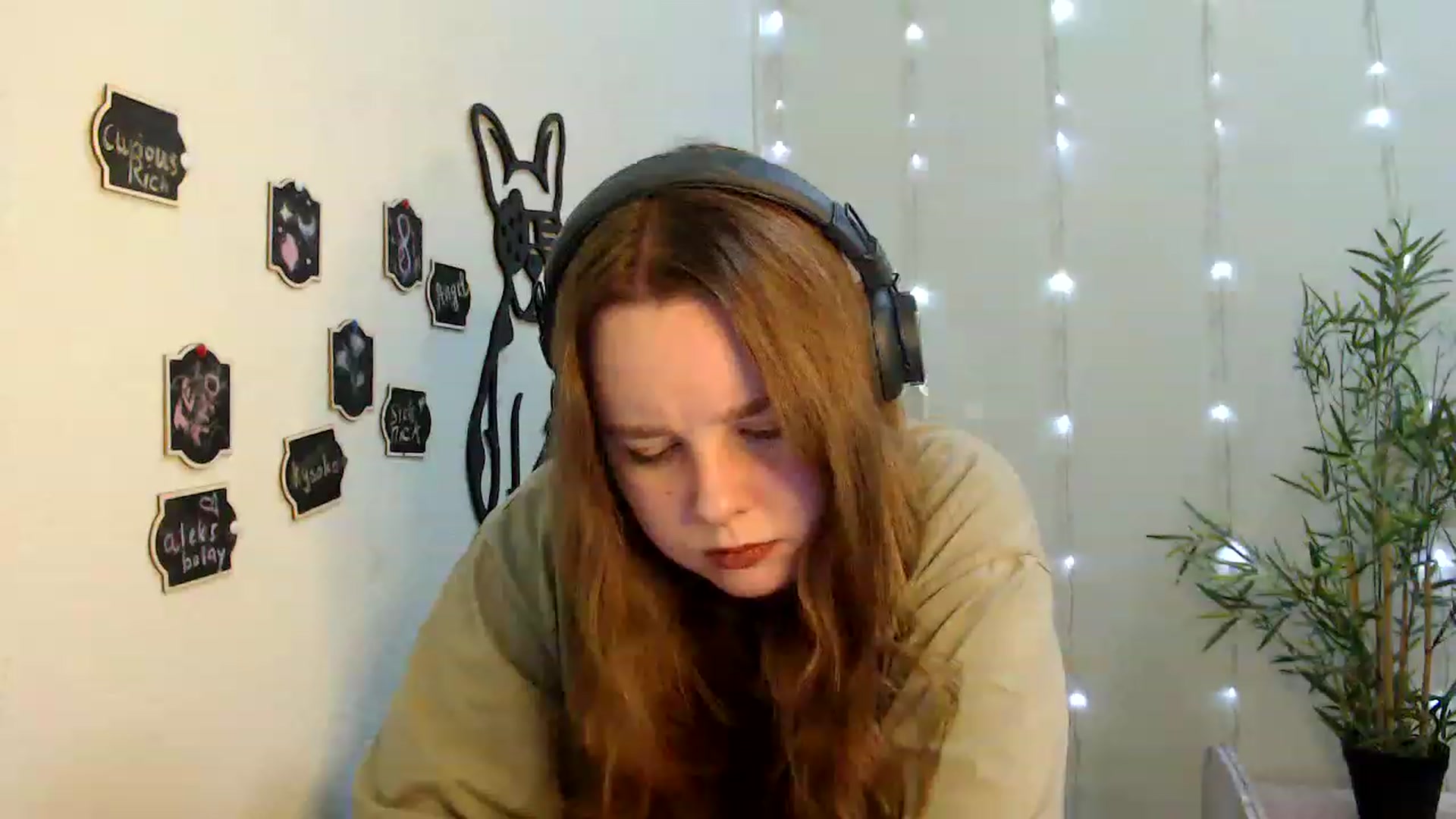 Gallery image thumbnail from Cold_Moon's myfreecams stream on, 05/21/2023, 12:24 image 4 of 20