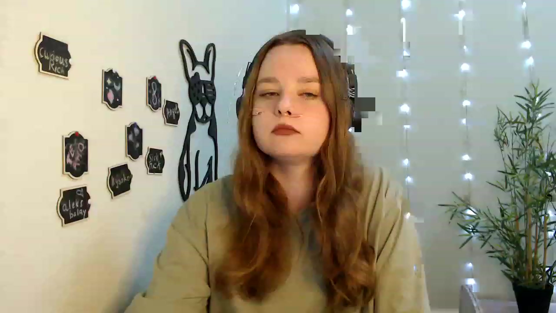 Gallery image thumbnail from Cold_Moon's myfreecams stream on, 05/21/2023, 12:24 image 1 of 20