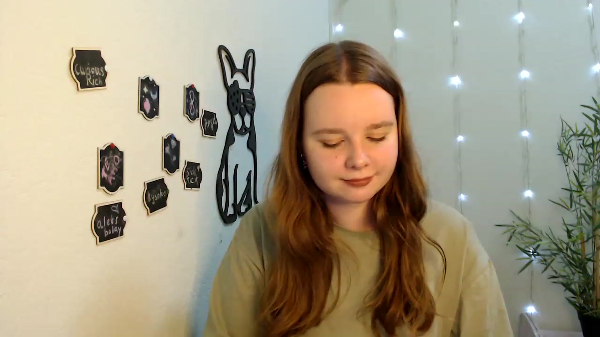 Gallery image thumbnail from Cold_Moon's myfreecams stream on, 05/21/2023, 15:58 image 19 of 20