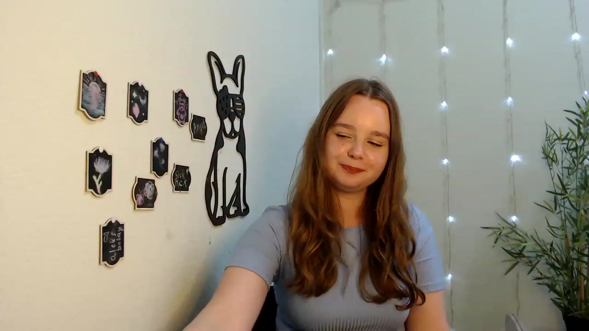 Gallery image thumbnail from Cold_Moon's myfreecams stream on, 05/28/2023, 13:31 image 13 of 20